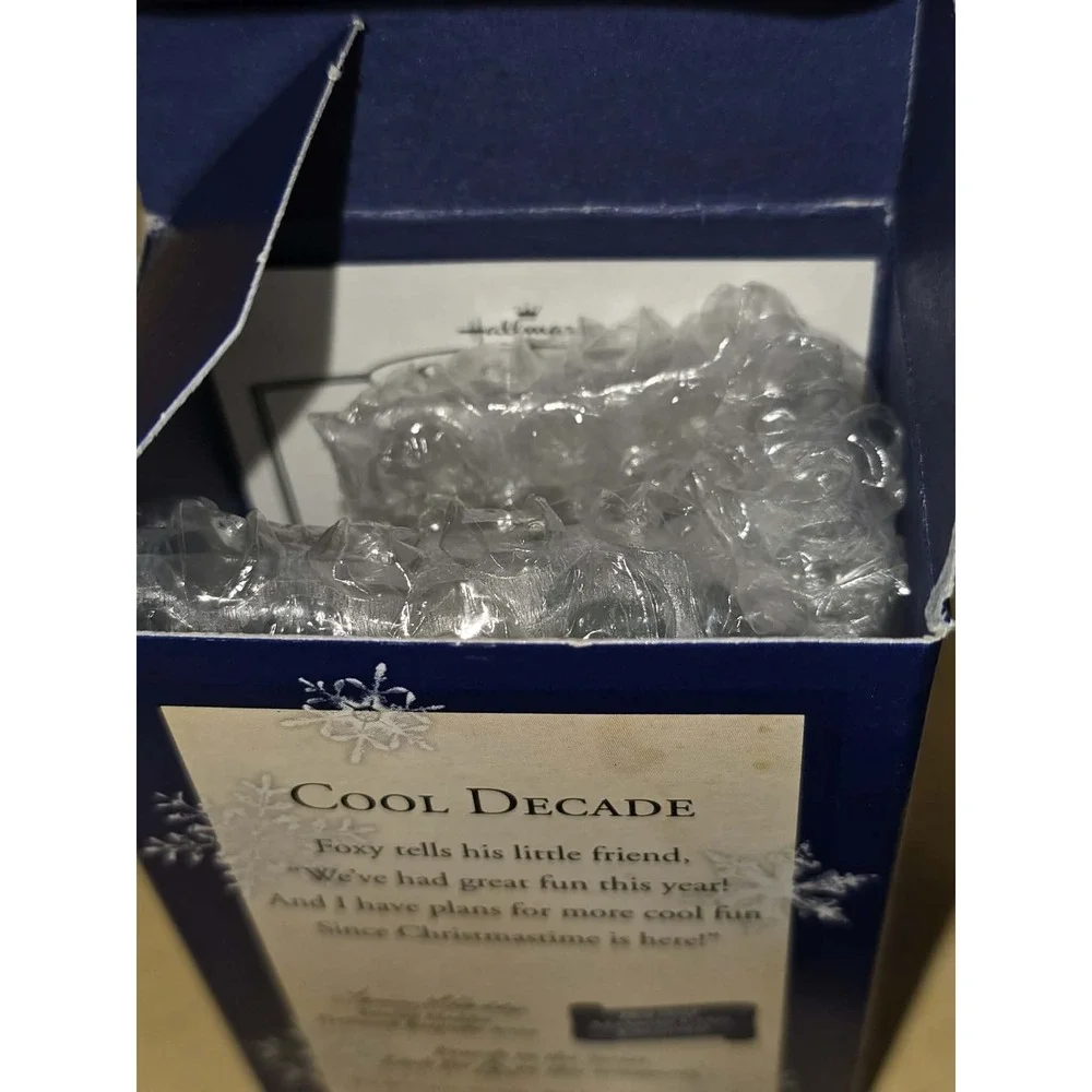 🎄 Hallmark Cool‎ Decade 2003 Ornament EUC Husky Cardinal 4th Series Collectible
